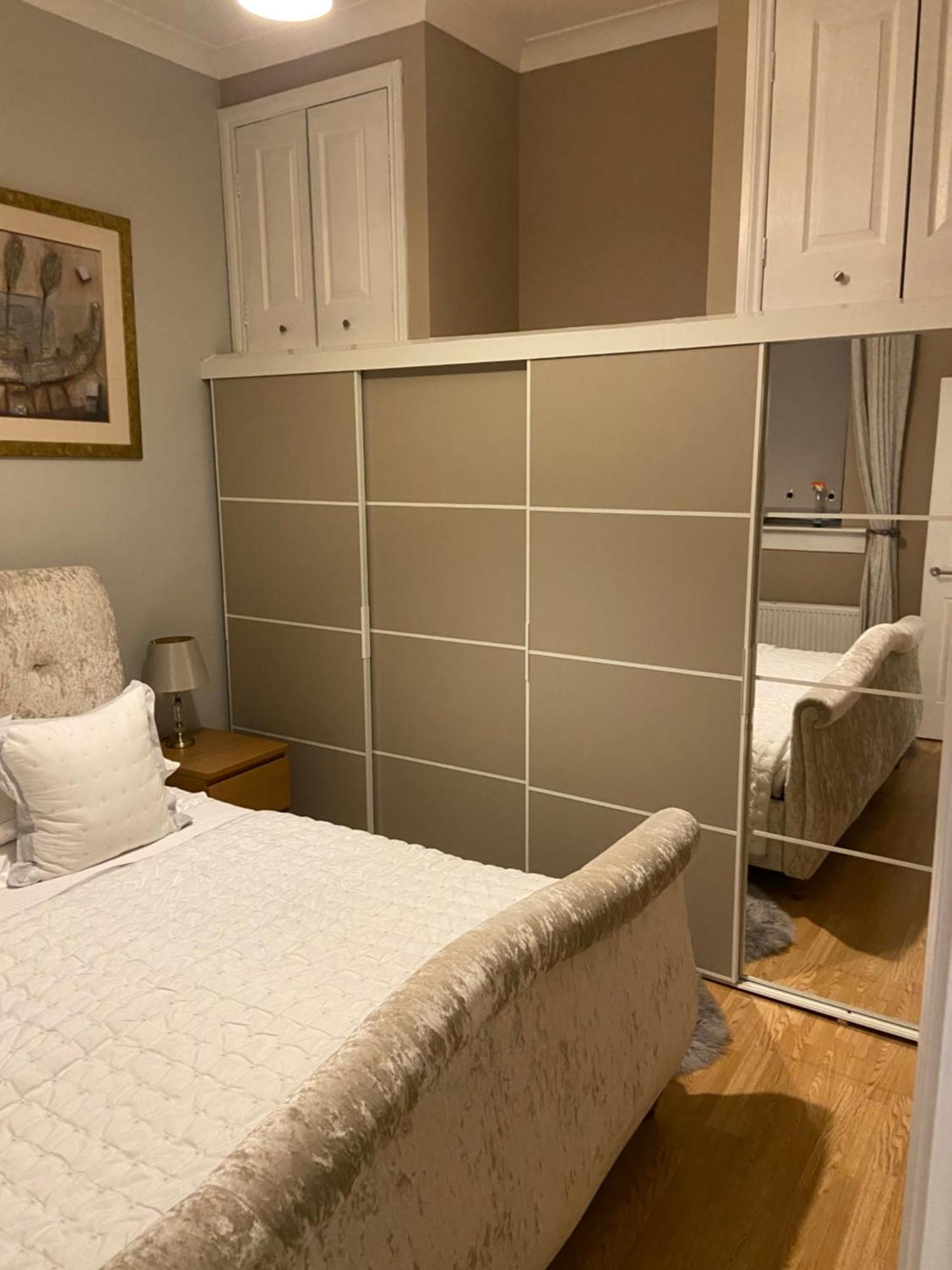 Cheerful One Bedroom Cottage With Parking Space. Glasgow Exteriér fotografie